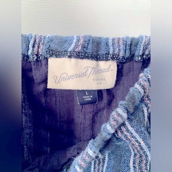 Women’s Universal Thread Blue Striped Dress size  Large - Picture 4 of 4
